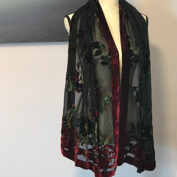 Museum Collection Unique Scarf /Rayon and silk - Picture 3 of 8